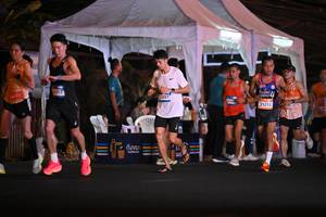 BIB: 25212, 102, 43551, 295
                            <button type="button" onclick="openModal(23195381)" class="btn btn-primary btn-sm float-right btn-popup" data-toggle="modal" data-target=".modal-high-quality">
                        <i class="fas fa-shopping-cart"></i> Add to Cart
                    </button>
                                            <button type="button" onclick="isThisMe(23195381, true)" class="btn btn-success btn-sm float-right btn-popup btn-isme hidden" data-toggle="tooltip" data-placement="bottom" title="นี่คือรูปของคุณใช่ไหม คลิกที่นี่เพื่อเอาเข้าอัลบั้ม">
                        <i class="fas fa-plus"></i> Add to album
                    </button>
                    <button type="button" onclick="isThisMe(23195381, false)" class="btn btn-warning btn-sm float-right btn-popup btn-isnotme hidden">
                        <i class="fas fa-ban"></i> Remove from album
                    </button>
